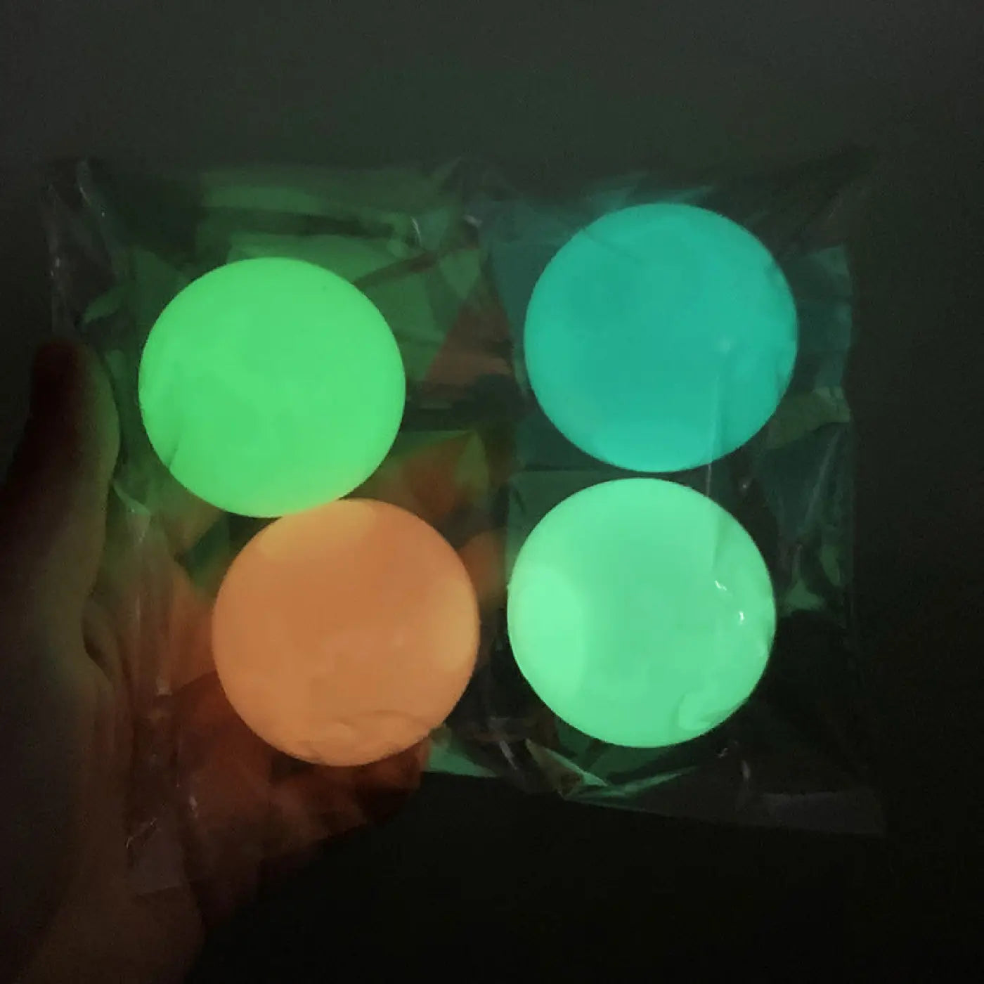 The Ball Depot novelty sticky balls: 1/4pc Glow-In-The-Dark Sticky Balls