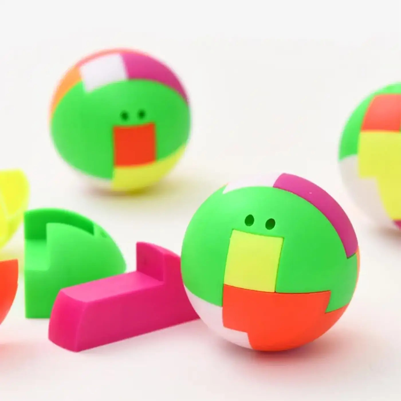The Ball Depot puzzle ball: 1pcs Mini Puzzle Assembling Ball