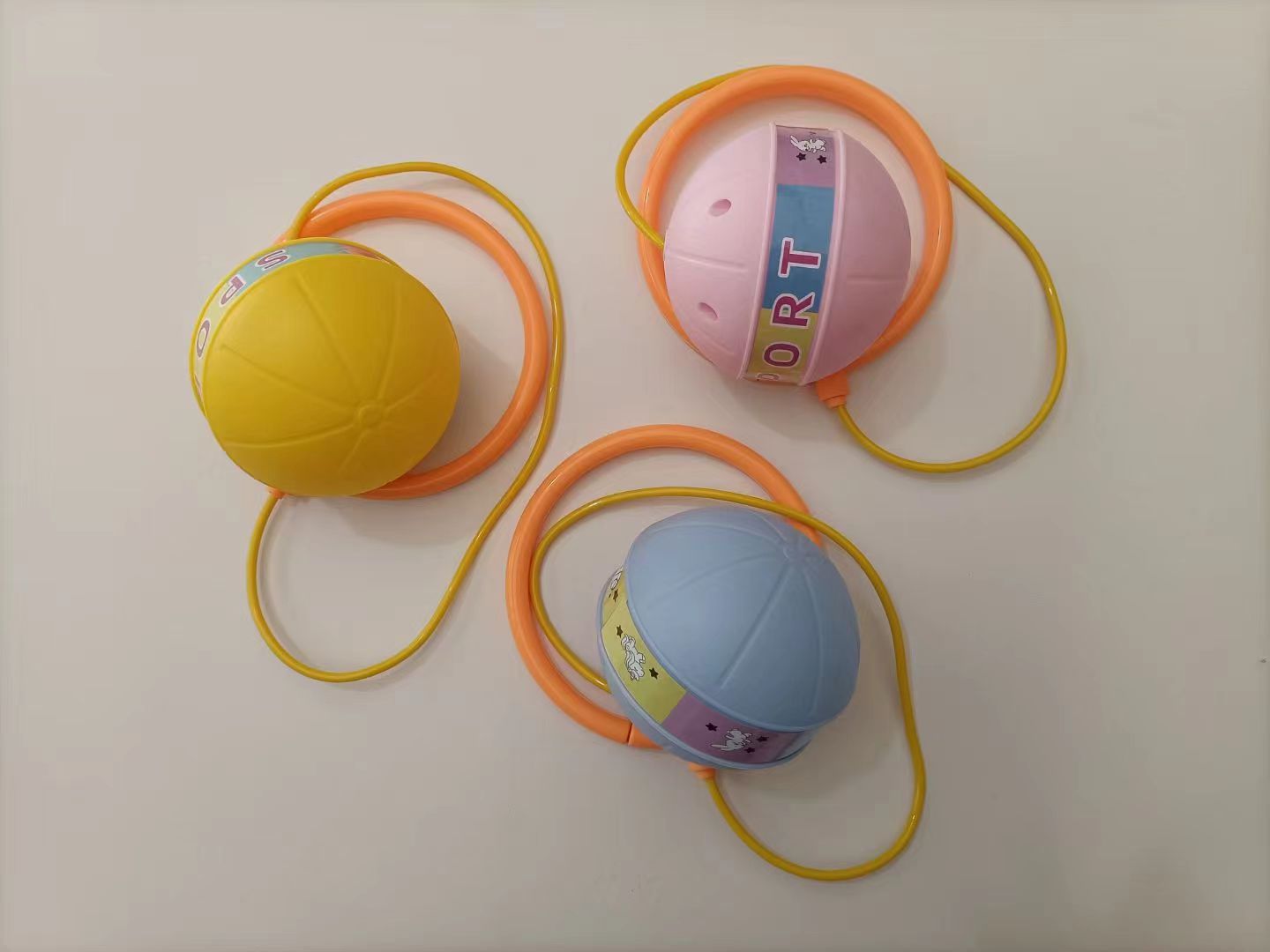 Light-emitting Children’s Tether Jumping Ball