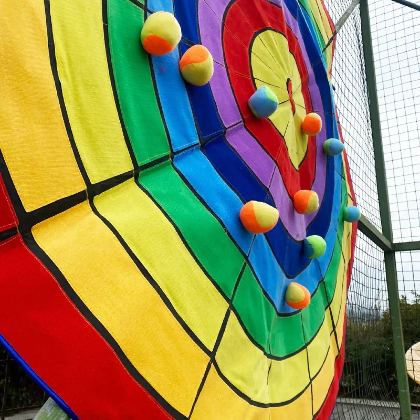 The Ball Depot : Dartboard Game Set Round Cloth Dart Board Outdoor Hrowing Sticky Ball Target Toy With 20 Balls for Parent-child Interaction Game