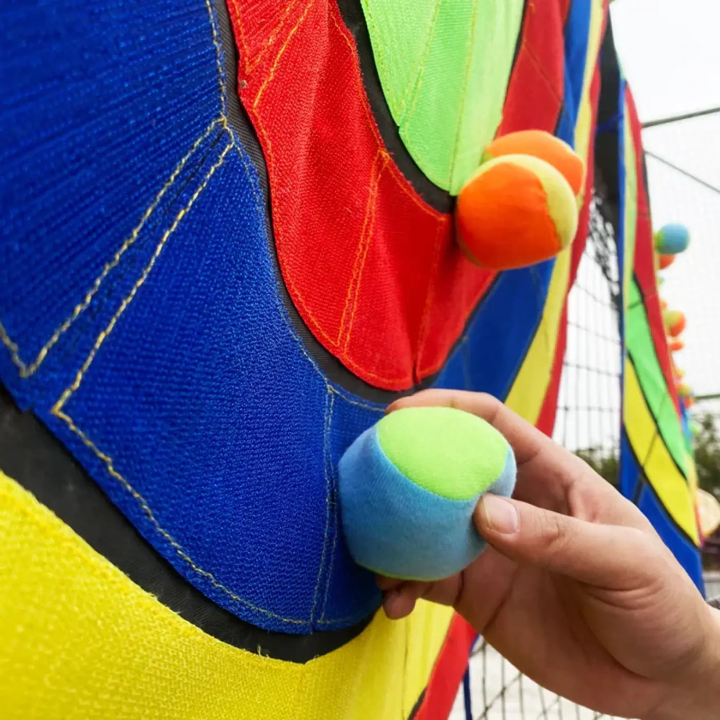 The Ball Depot : Dartboard Game Set Round Cloth Dart Board Outdoor Hrowing Sticky Ball Target Toy With 20 Balls for Parent-child Interaction Game