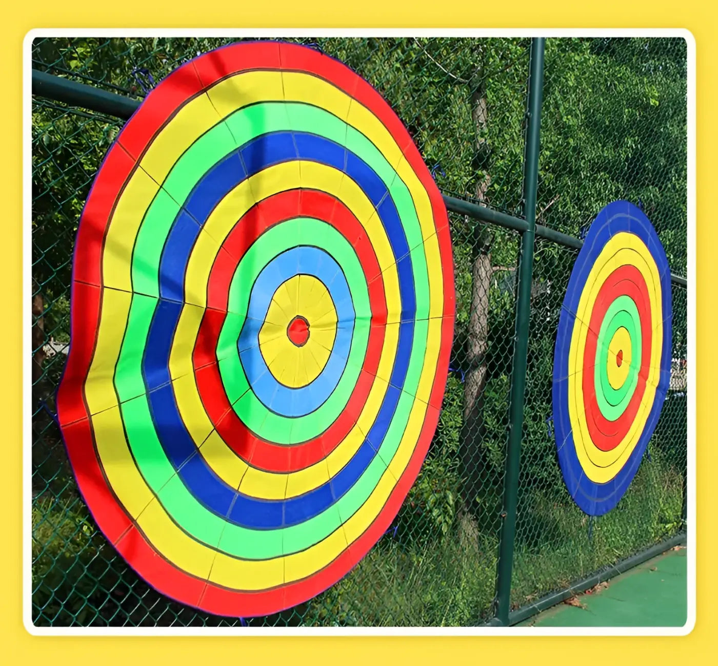 The Ball Depot dartboard: Dartboard Ball Game Set