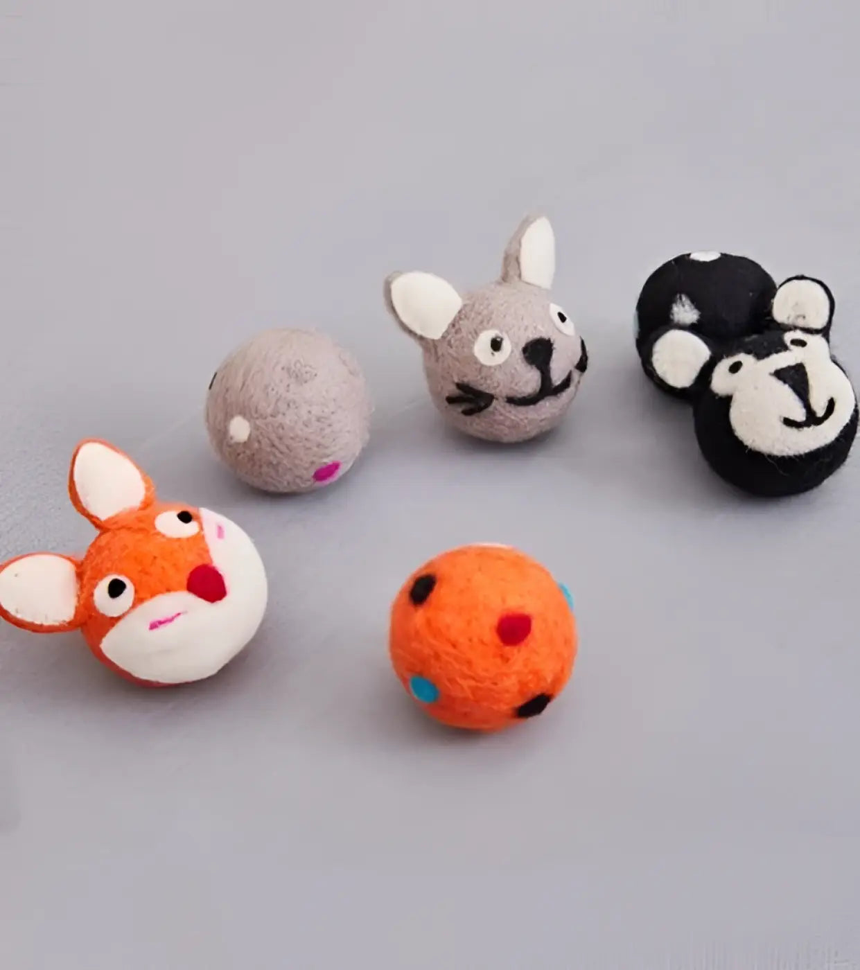 The Ball Depot Cat Toys: Felt Stretch Bell Cat Ball