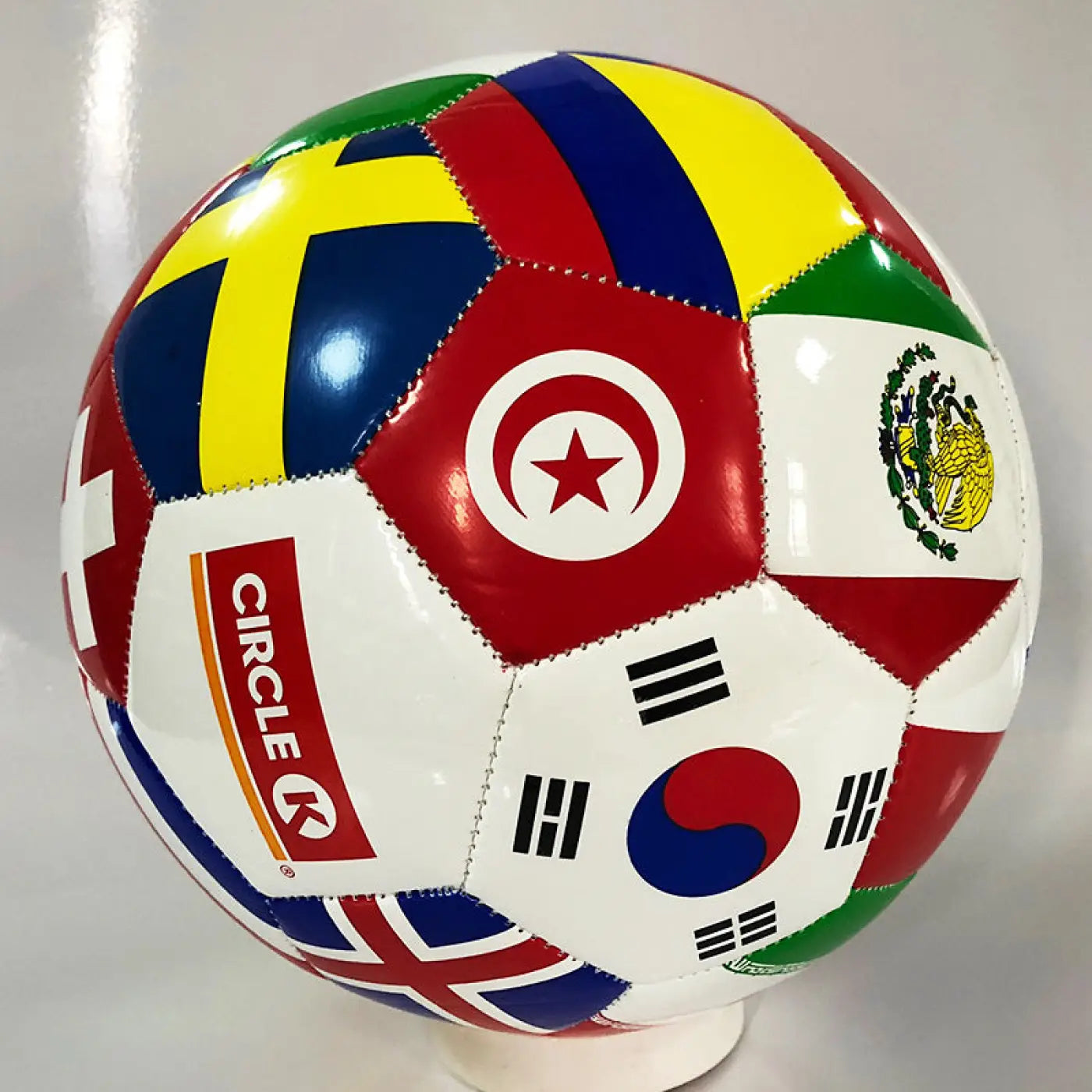 The Ball Depot balls: Flag training ball