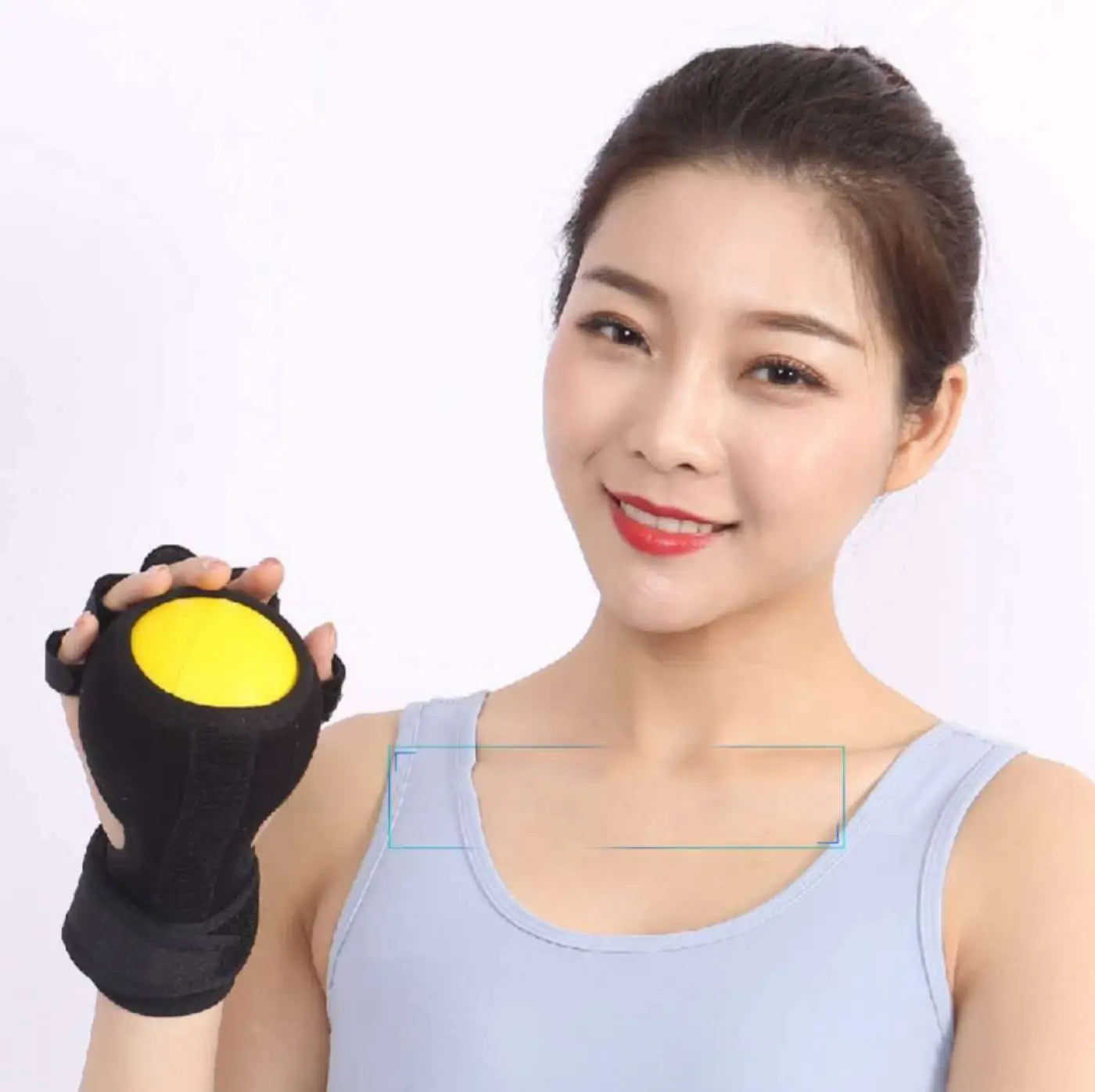 The Ball Depot training ball: Fracture training finger ball grip