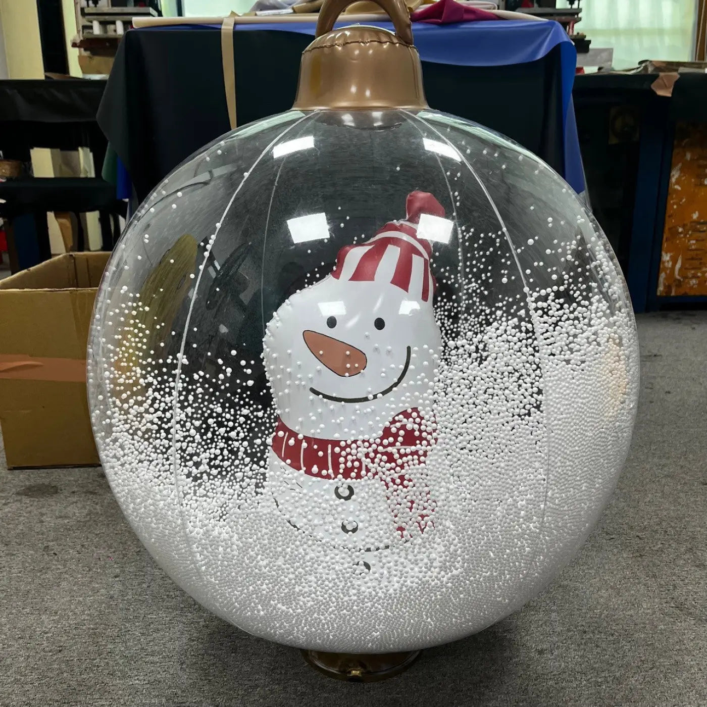 The Ball Depot holiday balls: Inflatable Christmas Ball Hanging Crafts