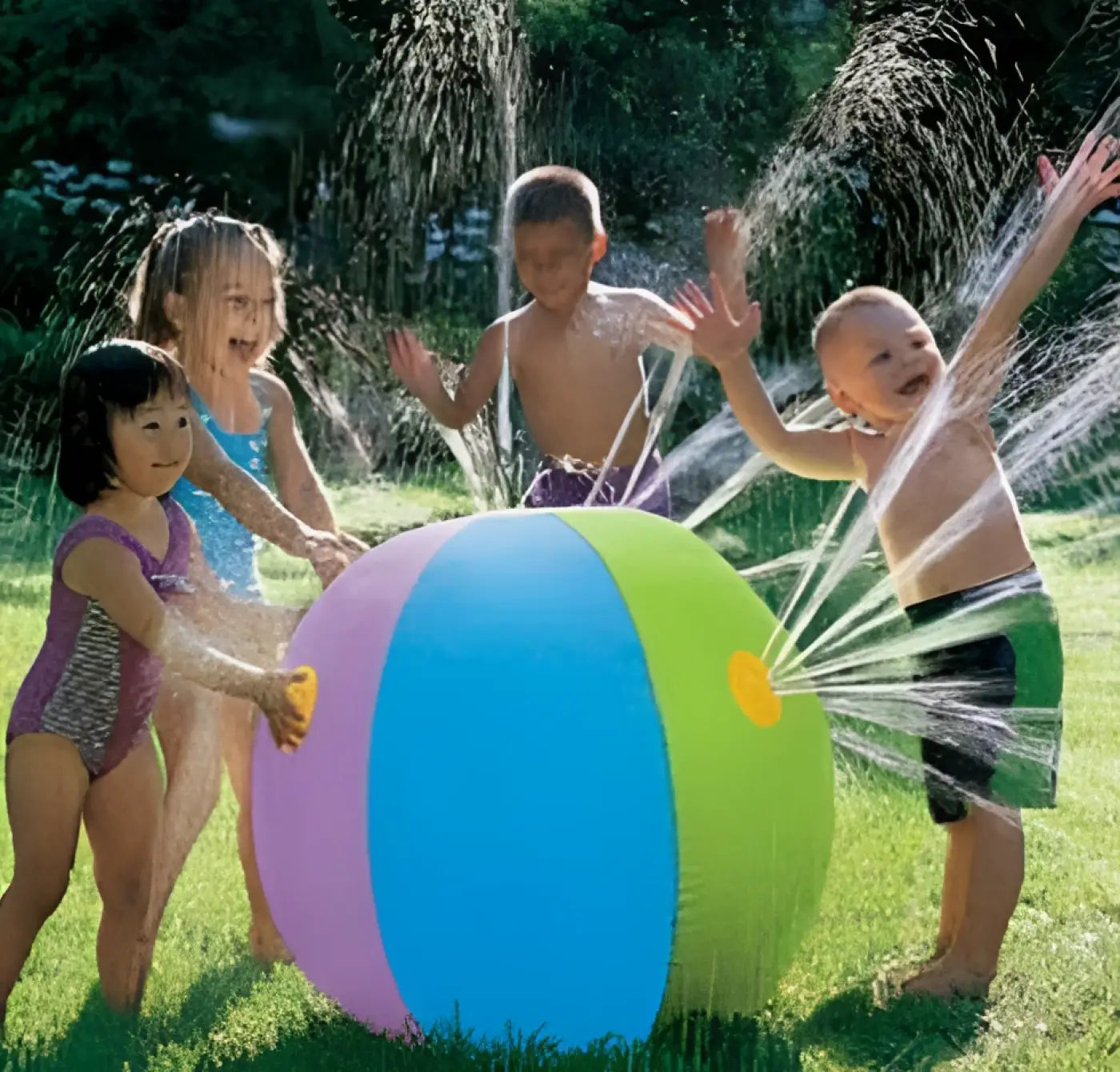 The Ball Depot kids balls: Inflatable Spray Water Ball