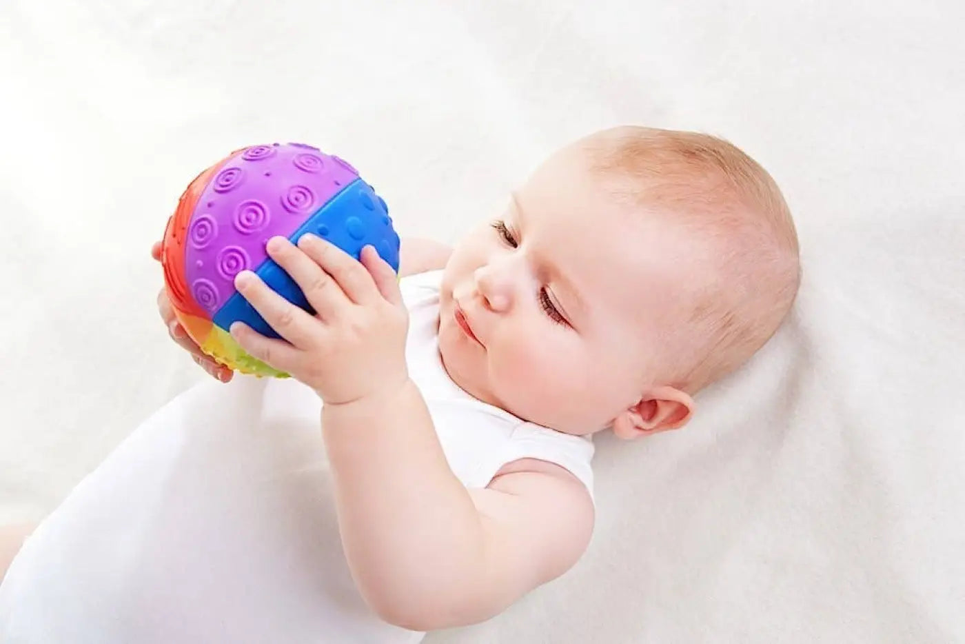 CaaOcho Natural Rubber Toys sensory ball: Natural Rubber 4" Baby Rainbow Sensory Ball