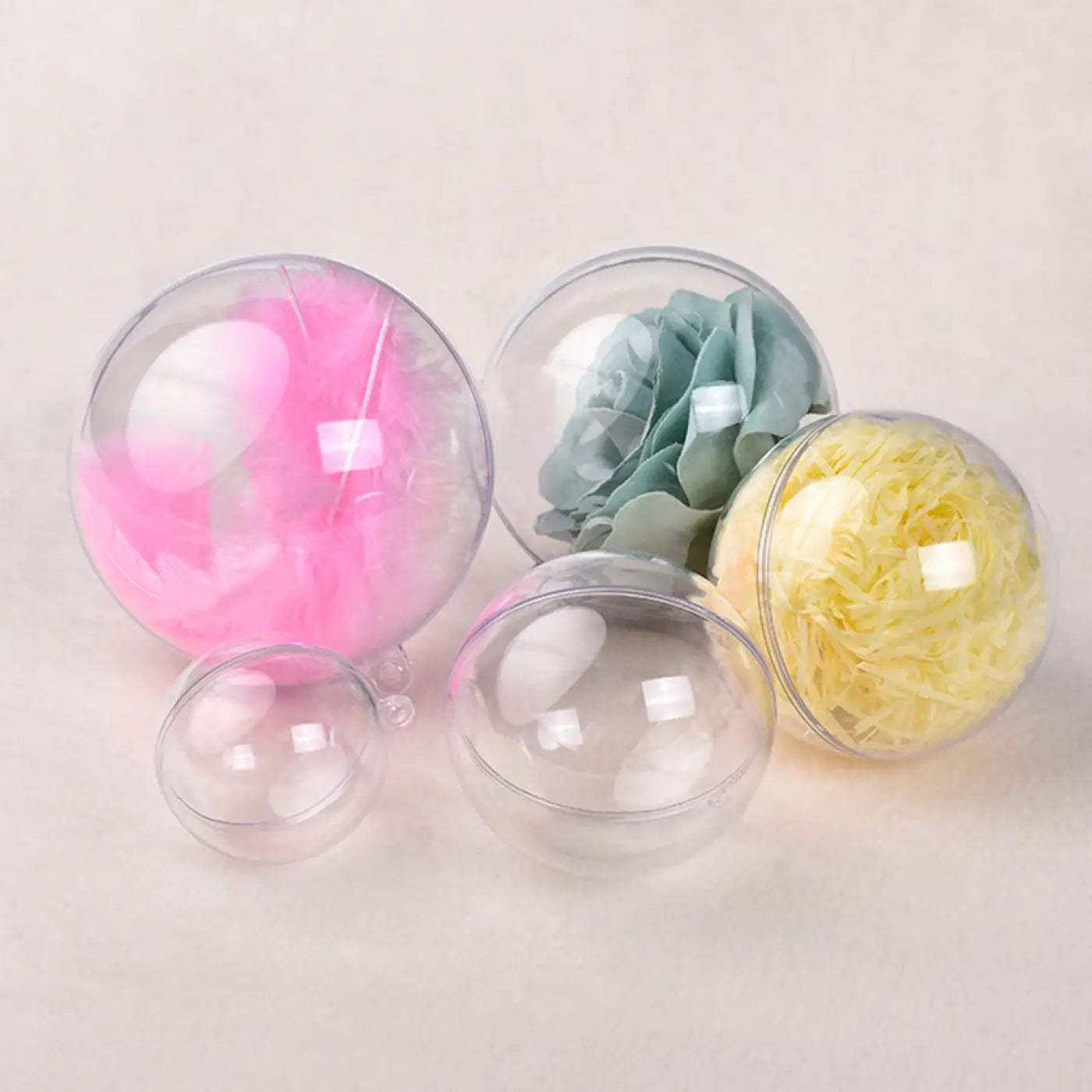 The Ball Depot transparent balls: Pendant transparent colored balls