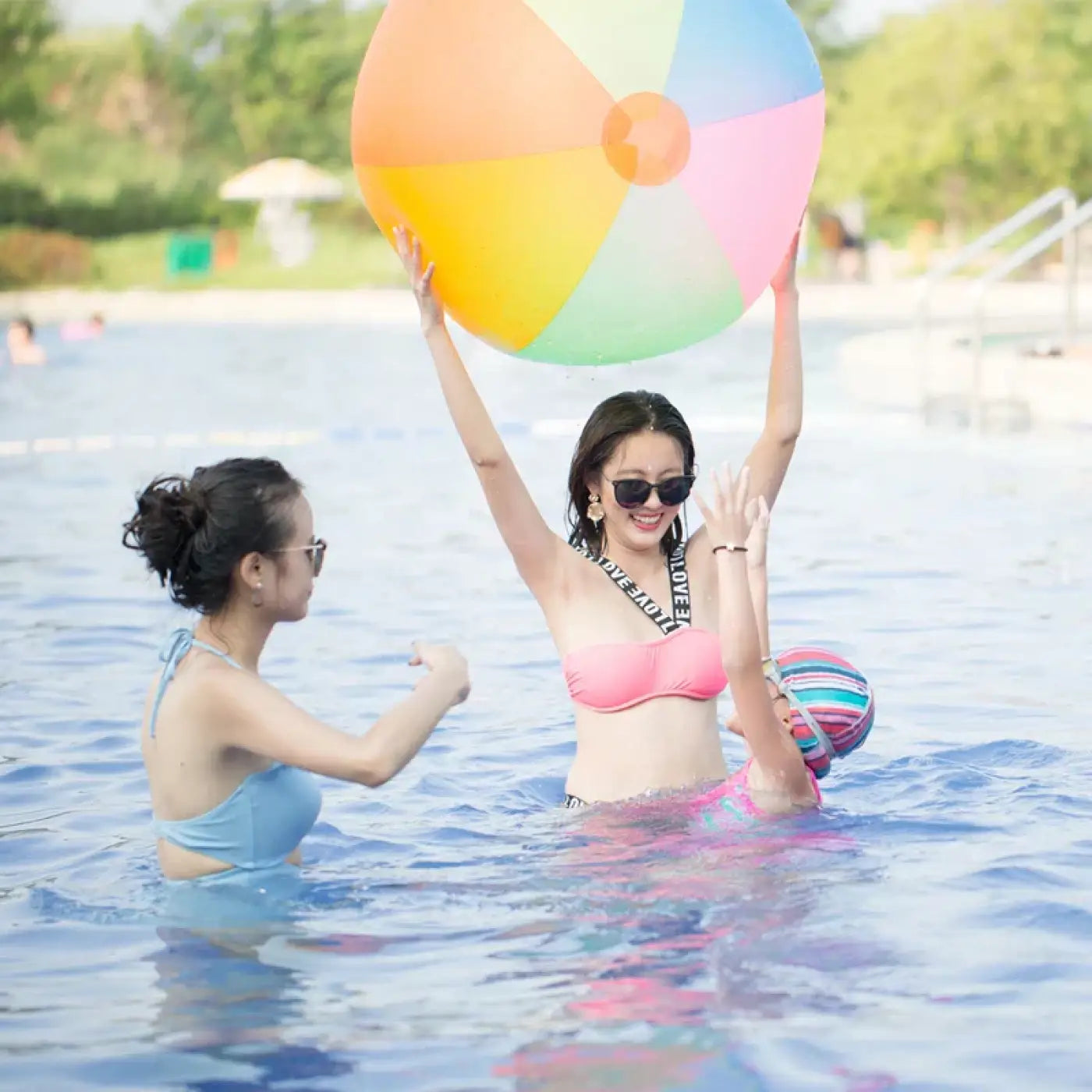 The Ball Depot beach ball: Super Big Inflatable Beach Ball