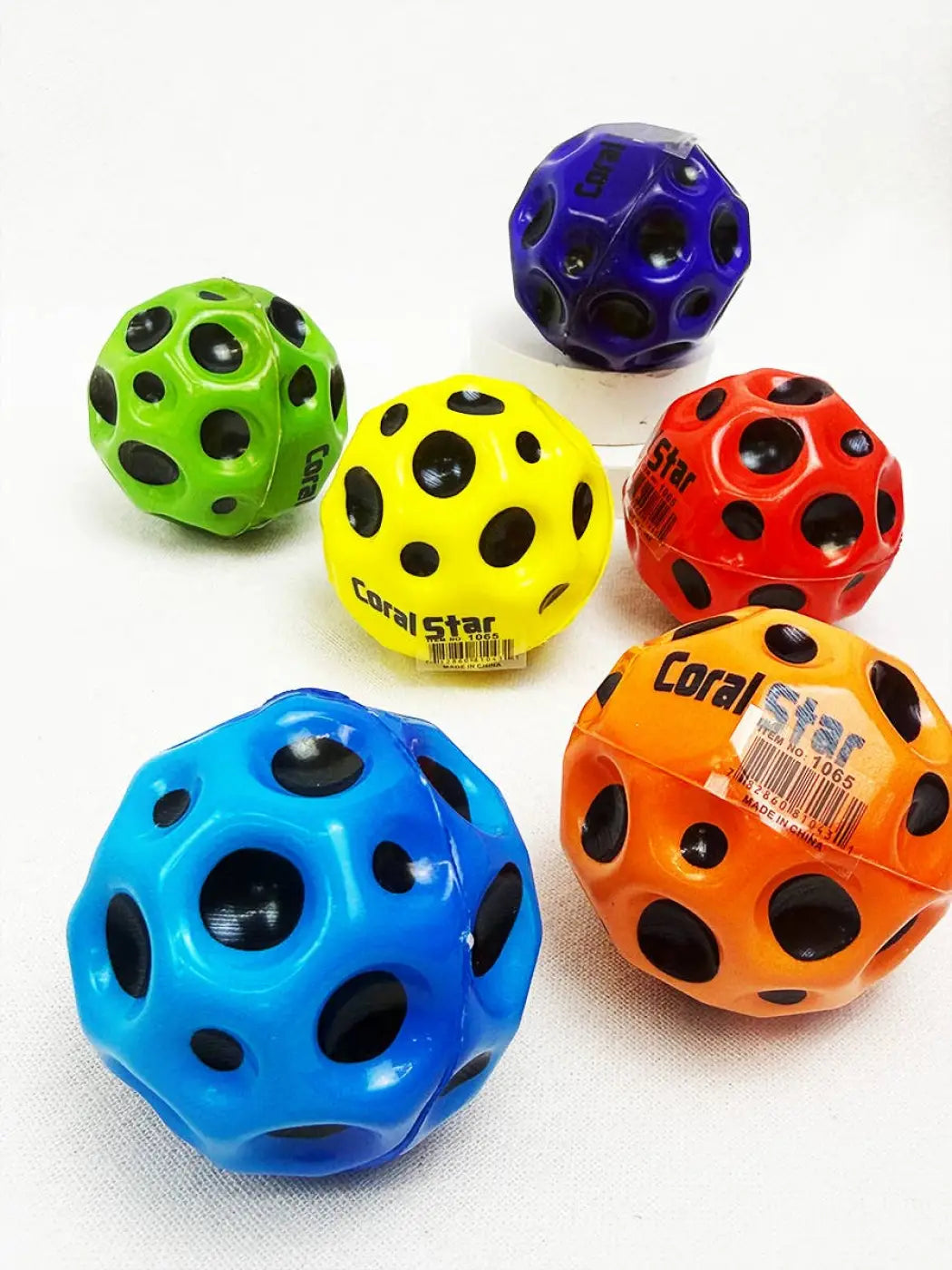 Love and Repeat bouncy balls: Super High Bounce ball
